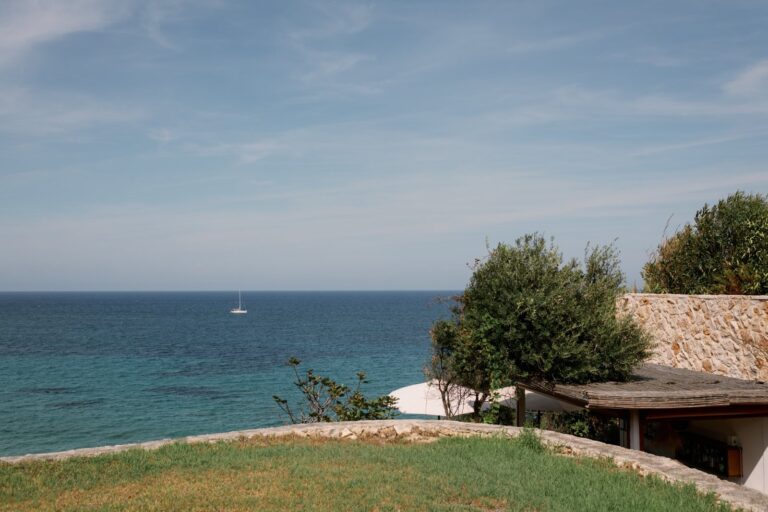 Getting married abroad as a Swedish citizen: the paperwork 6 Coastal landscape with the sea and cliffs at a destination wedding