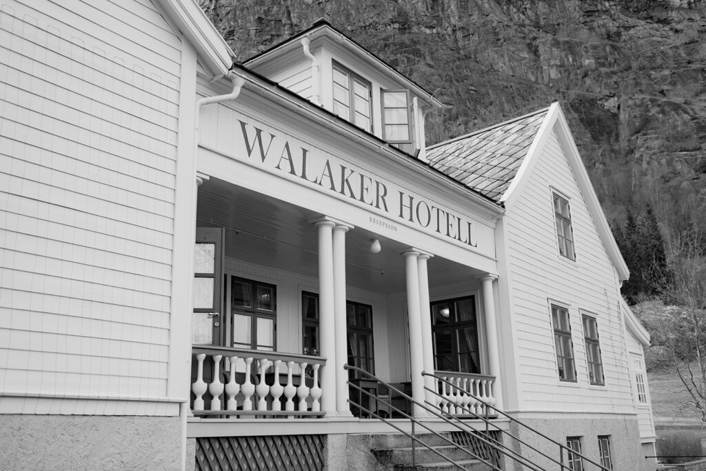 Bryllupslokaler i Norge 6 Bryllup på Walaker Hotell i Solvorn ved Sognefjorden
