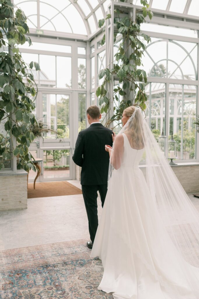 First look på bröllop: fördelar, nackdelar och timing 10 bröllopsfotograf stockholm